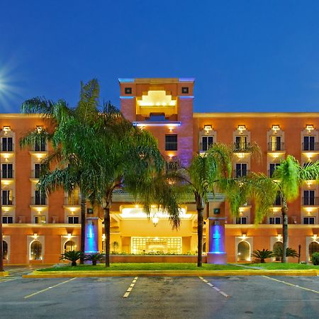 Holiday Inn Express Monterrey Galerias-San Jeronimo By Ihg Exterior foto