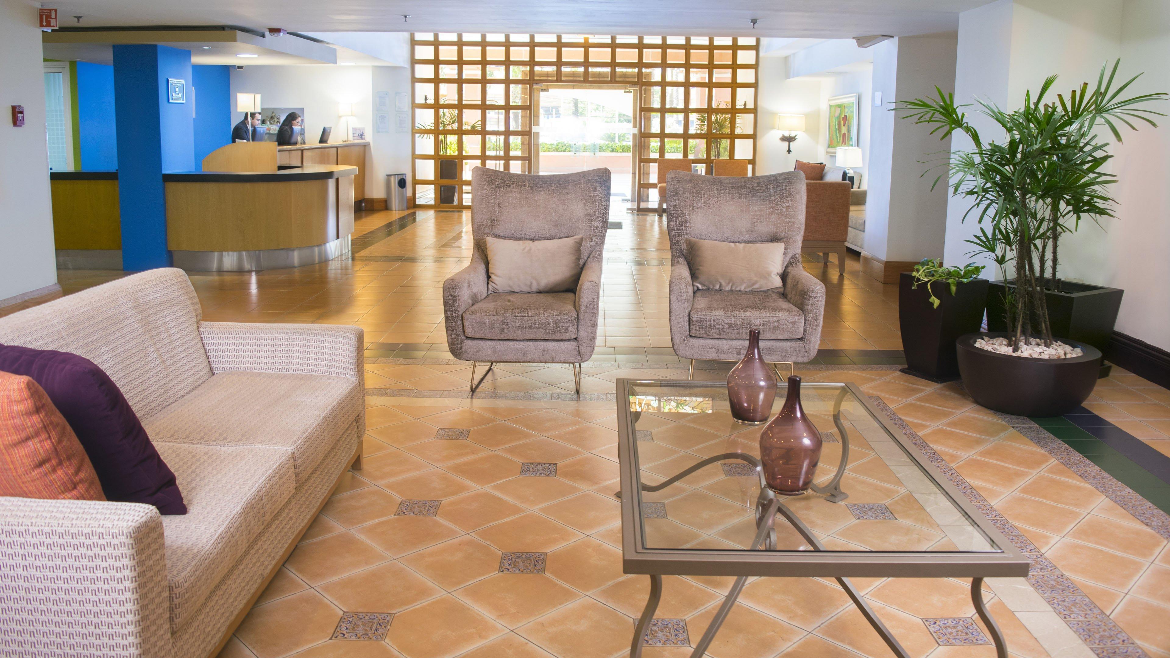 Holiday Inn Express Monterrey Galerias-San Jeronimo By Ihg Exterior foto