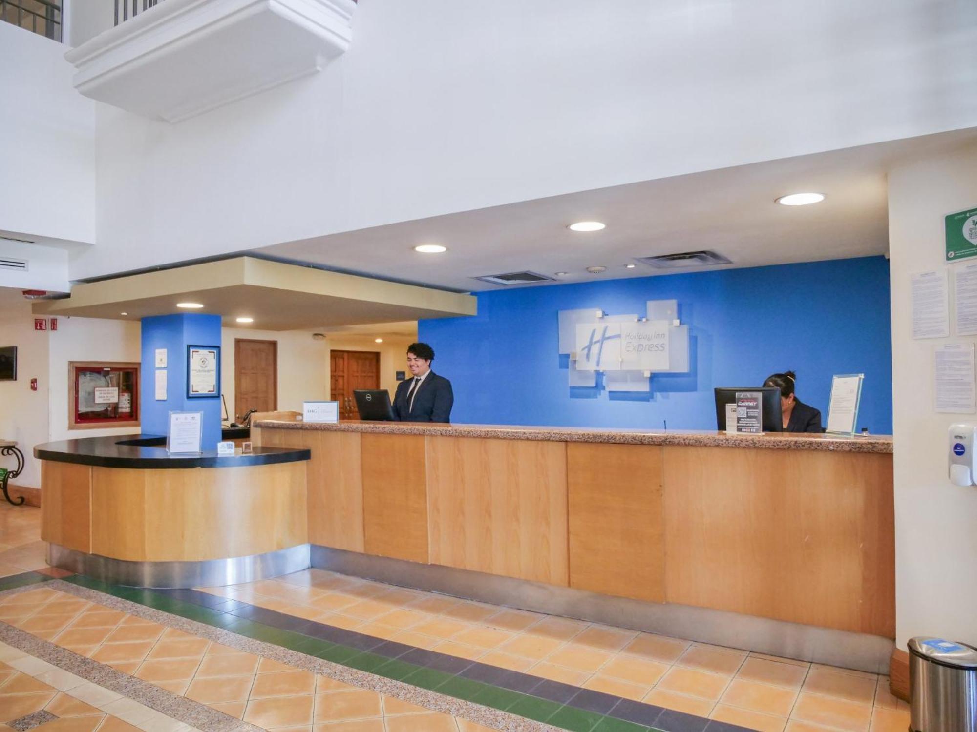 Holiday Inn Express Monterrey Galerias-San Jeronimo By Ihg Exterior foto