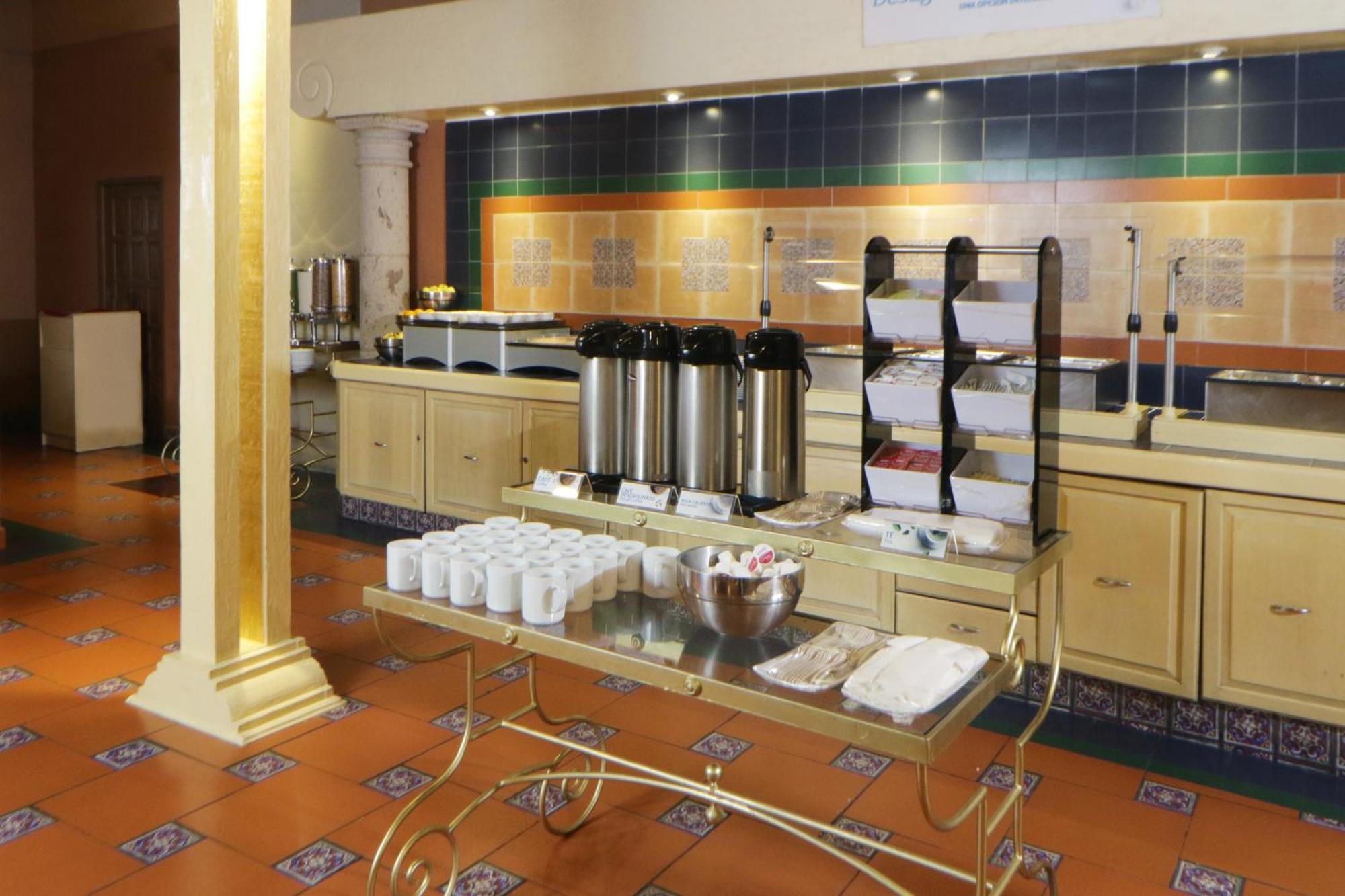 Holiday Inn Express Monterrey Galerias-San Jeronimo By Ihg Exterior foto