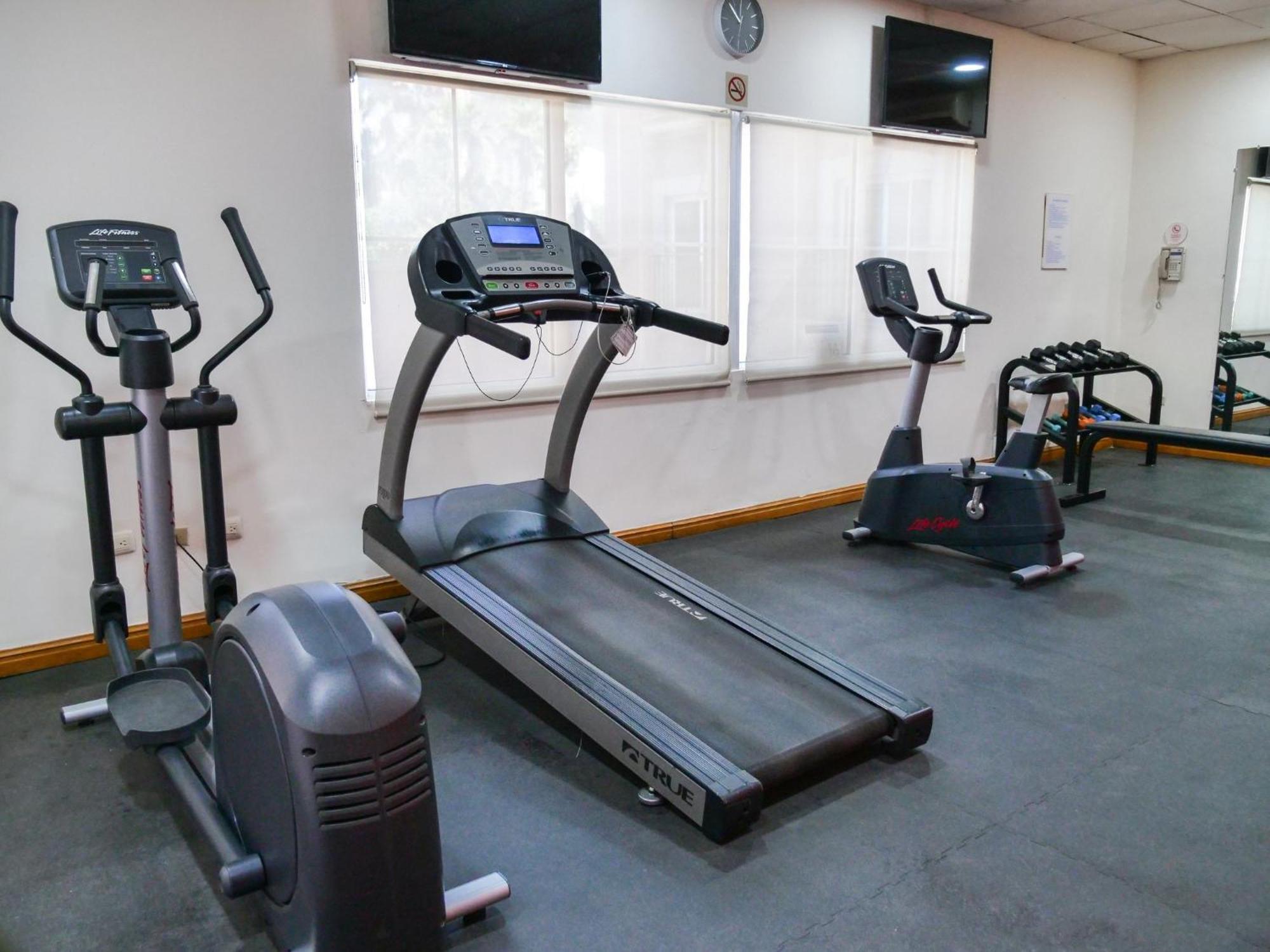 Holiday Inn Express Monterrey Galerias-San Jeronimo By Ihg Exterior foto